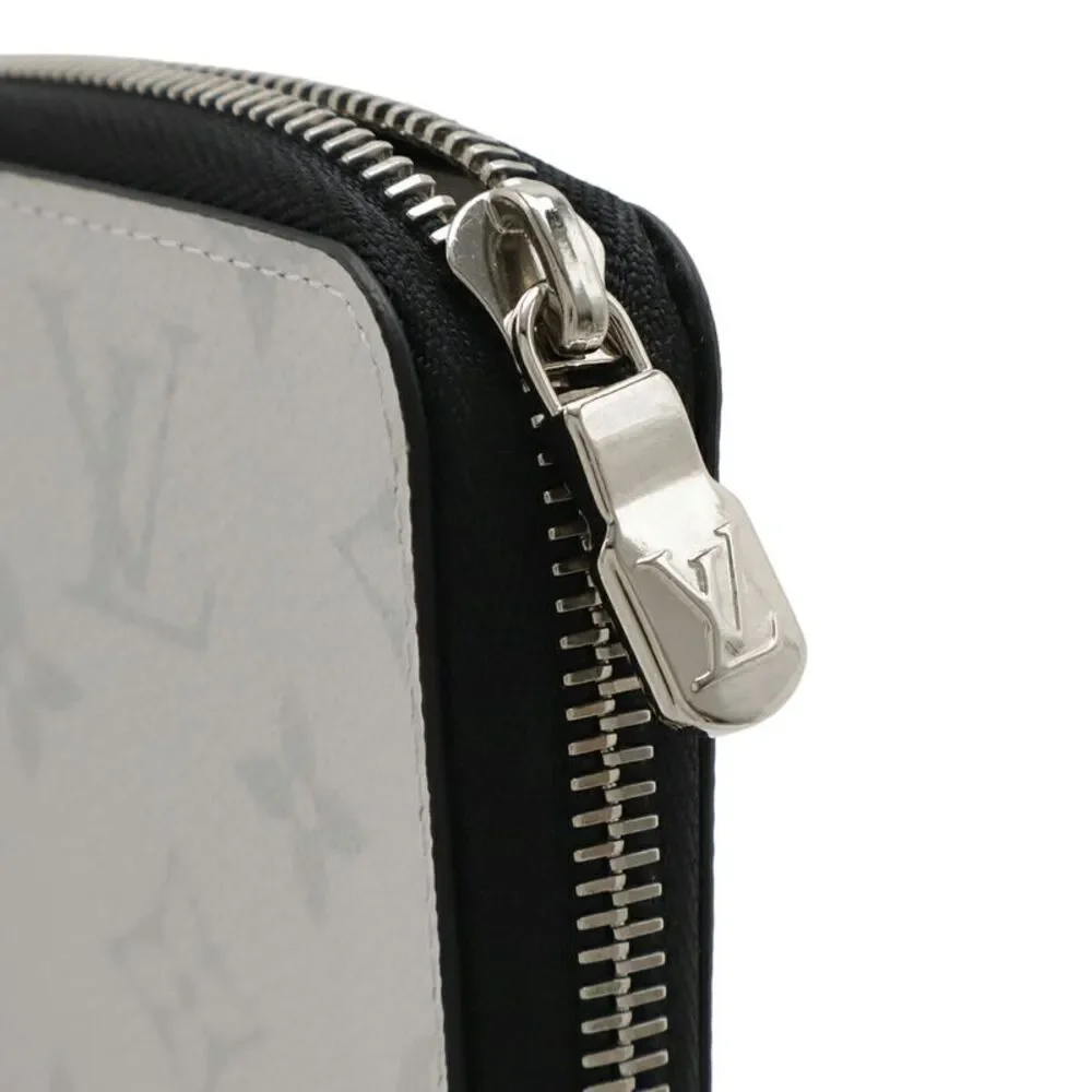 Louis Vuitton Zippy Wallet Vertical Monogram Taiga Long Wallet